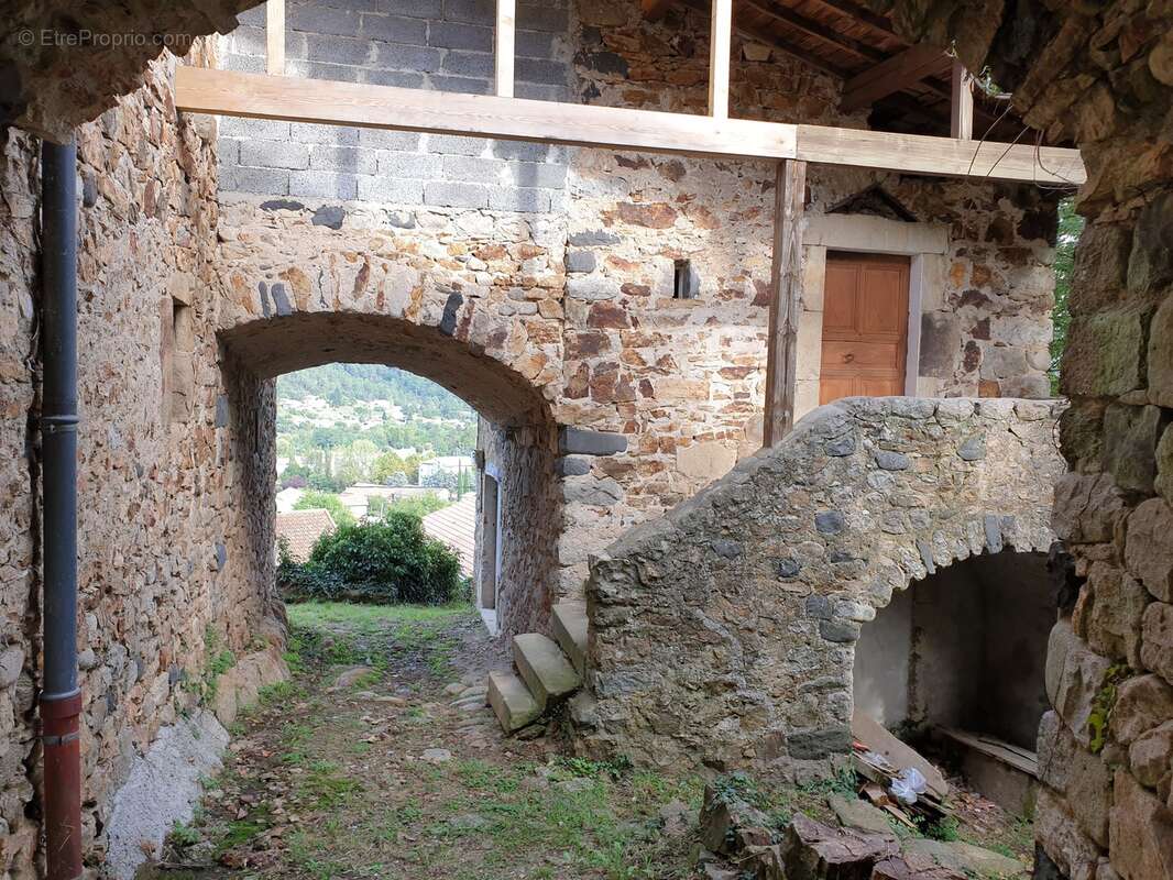 Maison à LALEVADE-D'ARDECHE