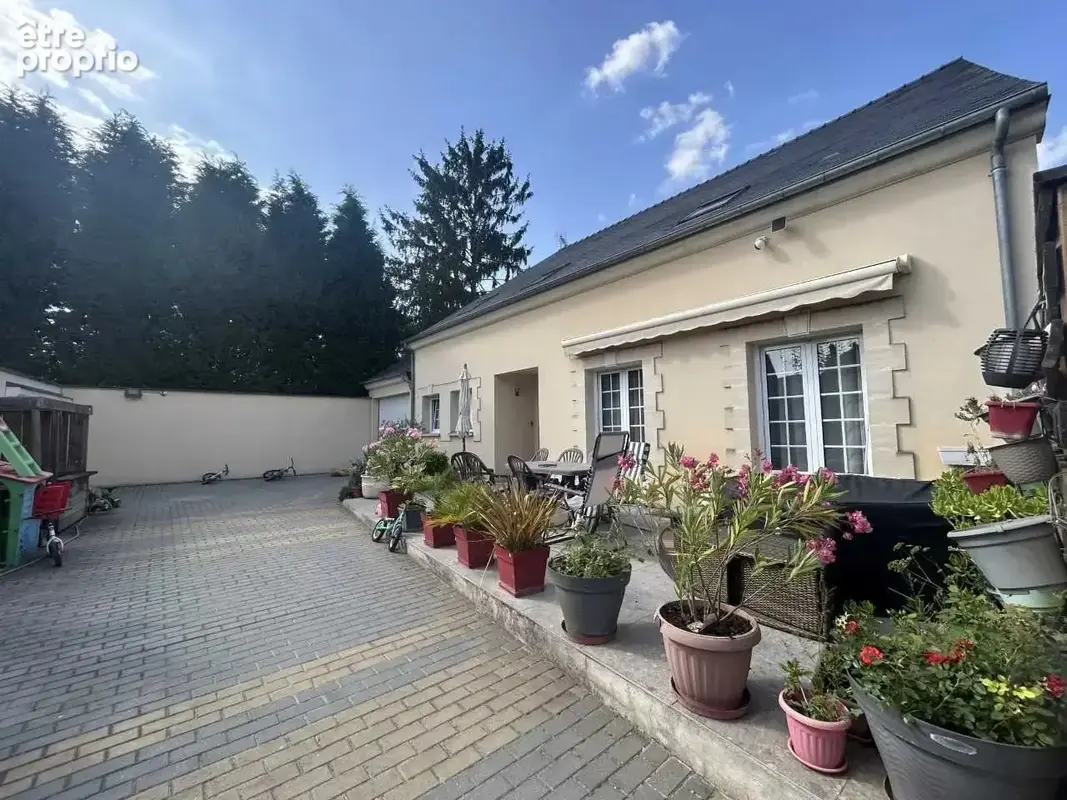 Maison à VILLENEUVE-SAINT-GERMAIN