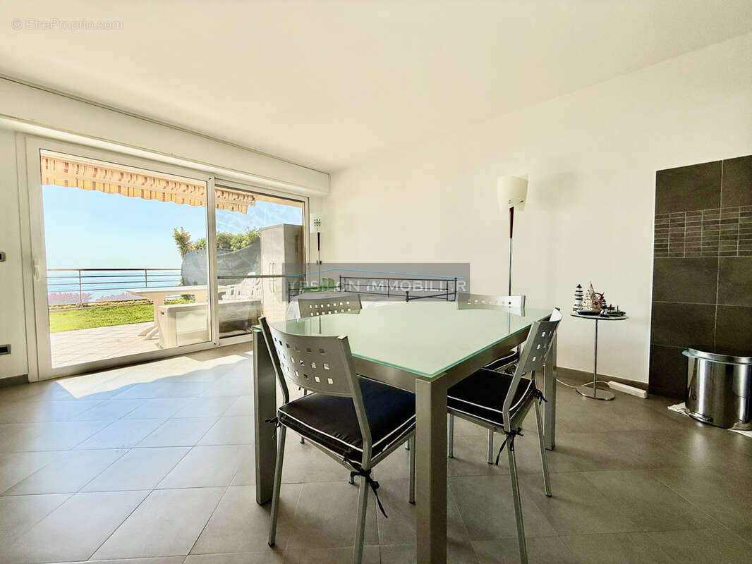 Appartement à BEAUSOLEIL