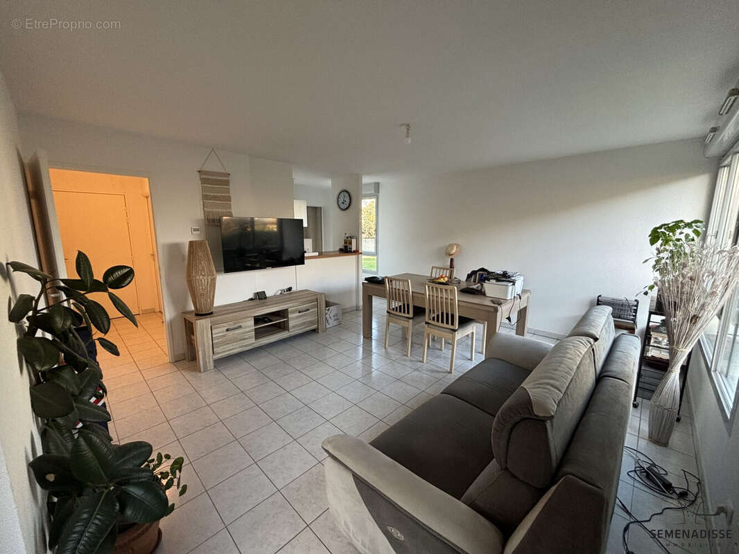 Appartement à CASTELGINEST