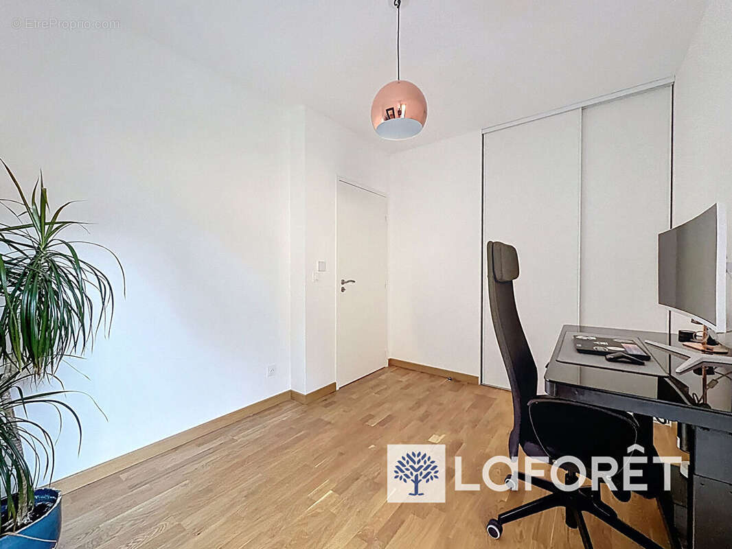 Appartement à SAINT-CYR-AU-MONT-D'OR