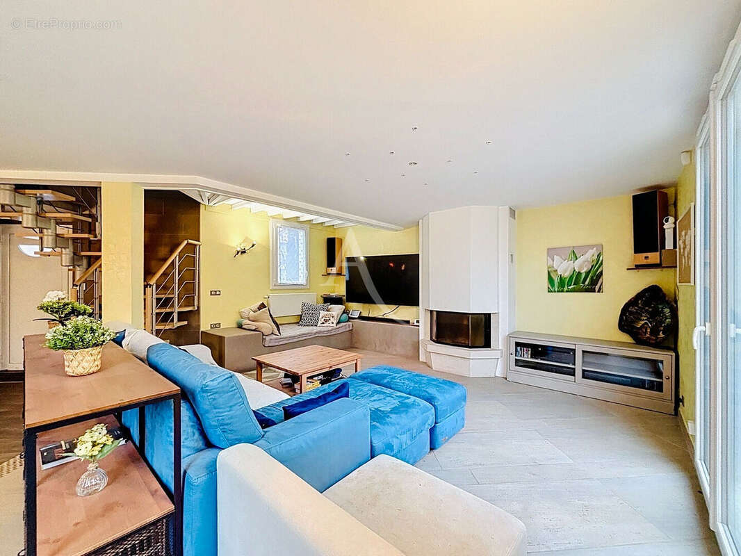 Maison à CHANTELOUP-EN-BRIE