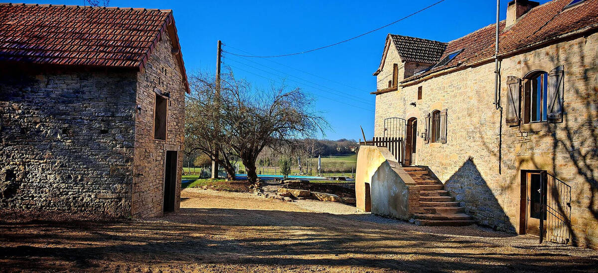 Maison à CAYLUS