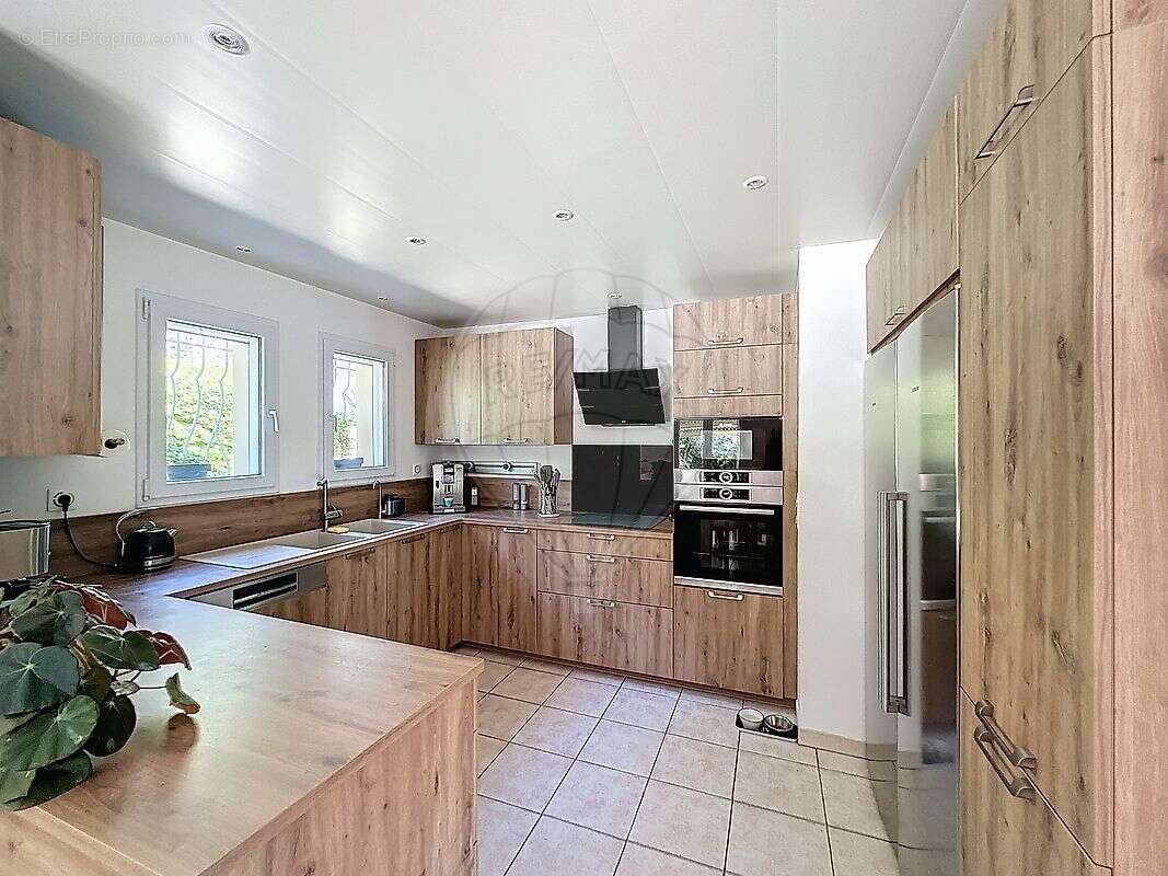 Maison à BOISSET-ET-GAUJAC