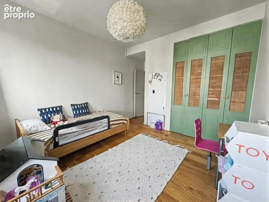 Appartement familial avec terrasse - Dernier étage –  Garches - photo 12