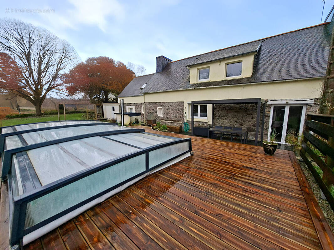 Maison à PLESTIN-LES-GREVES