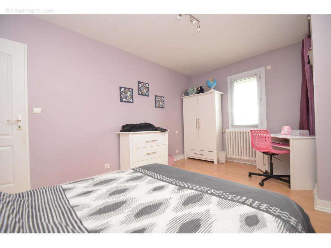 Maison à SAINT-DENIS-DE-PILE