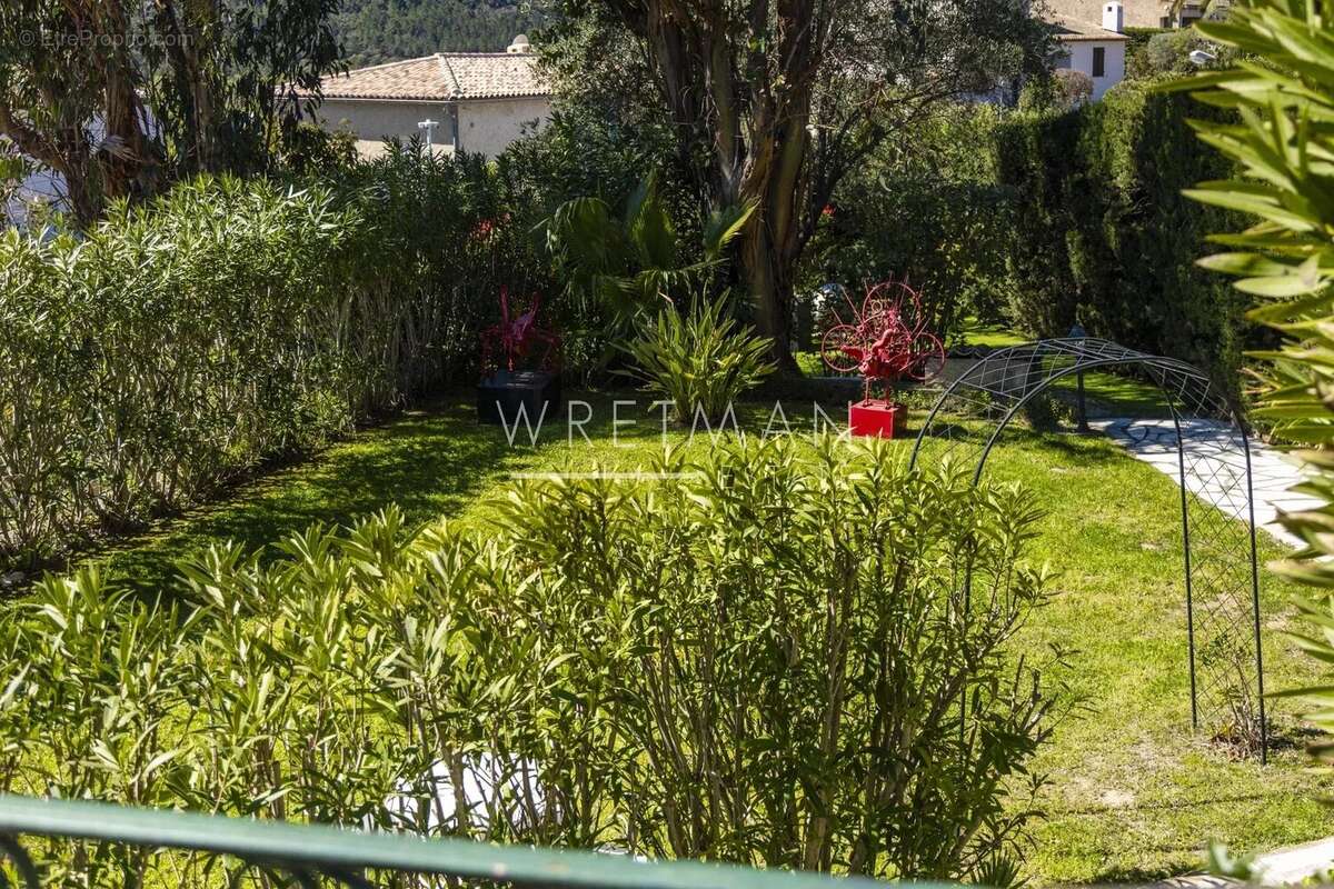 Maison à MANDELIEU-LA-NAPOULE