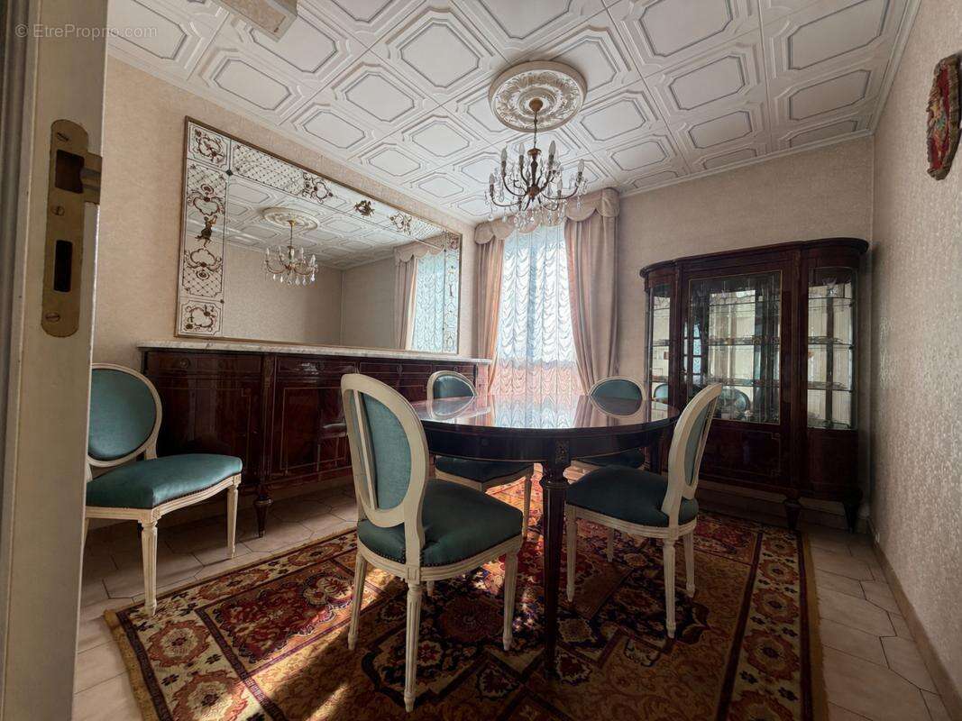 Appartement à MARSEILLE-10E