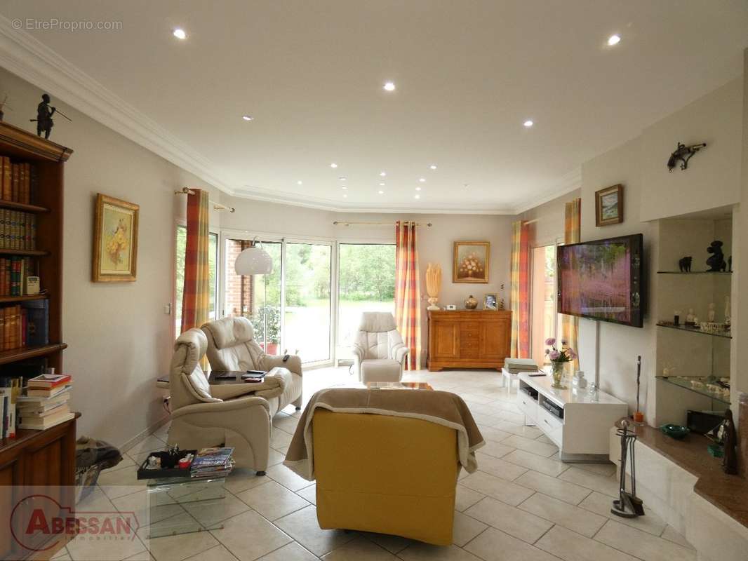 Maison à CORDES-SUR-CIEL