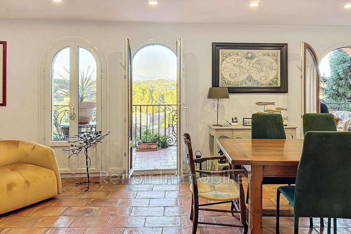 Appartement à CAGNES-SUR-MER