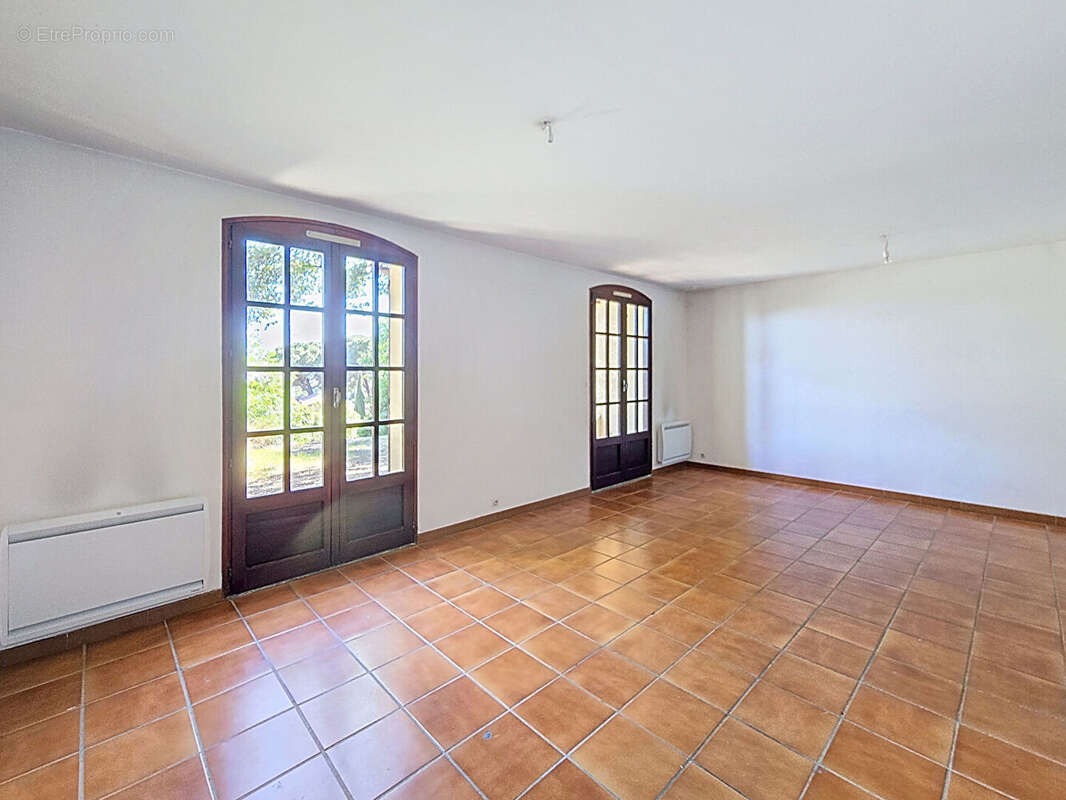 Maison à LES ANGLES