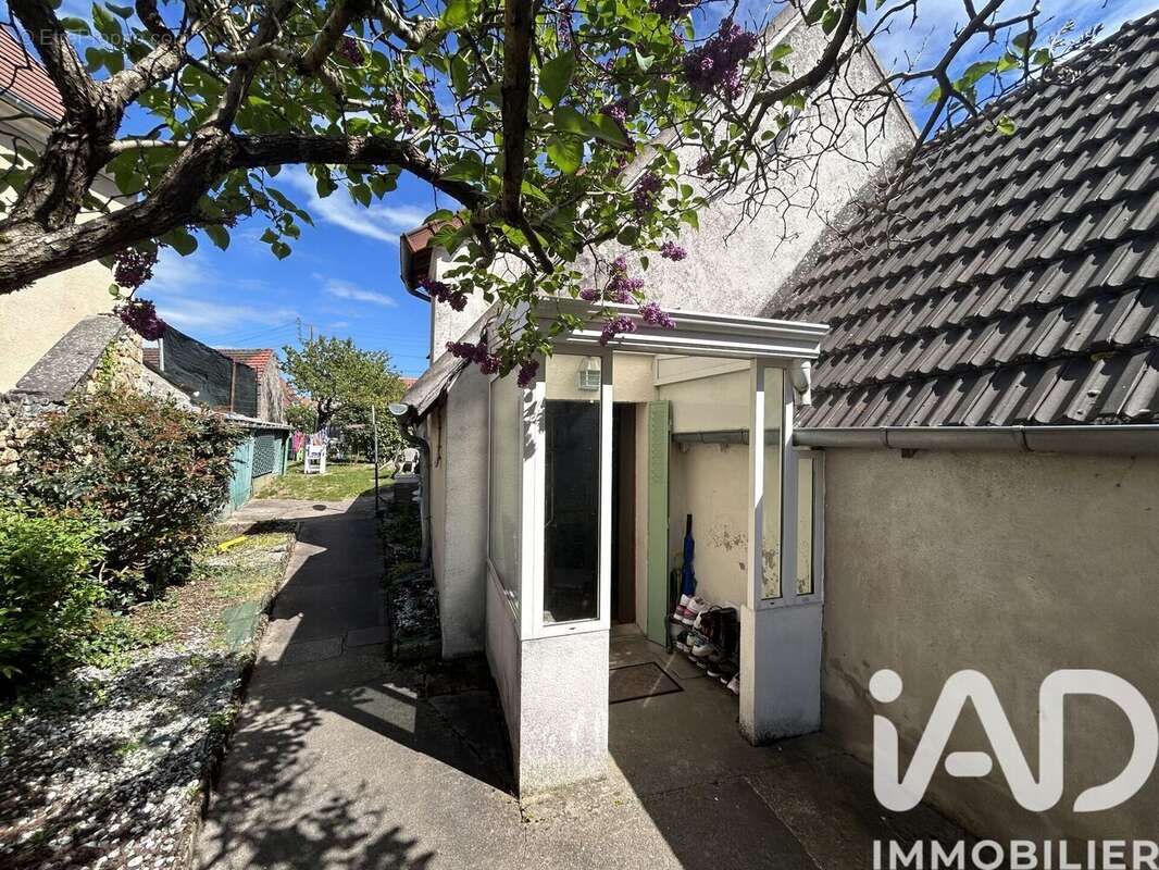 Photo 3 - Maison à SAINT-AMAND-MONTROND