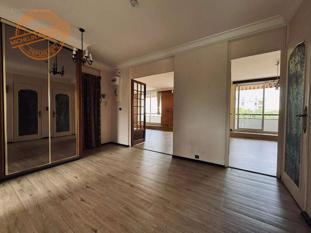 Appartement à LYON-9E