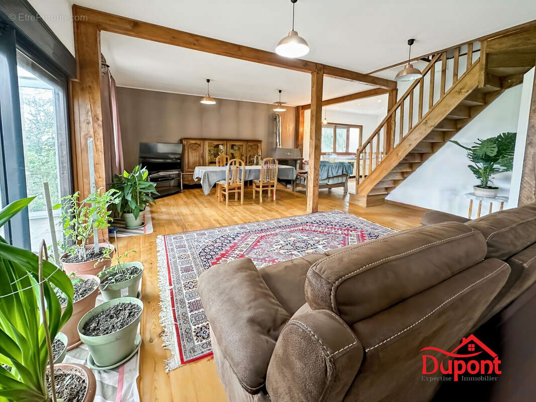 Maison à SERANVILLERS-FORENVILLE