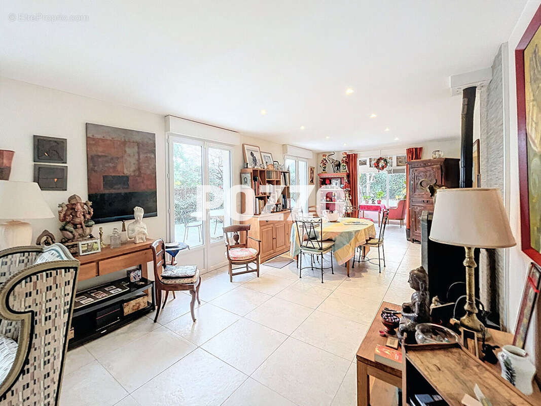 Maison à JULLOUVILLE