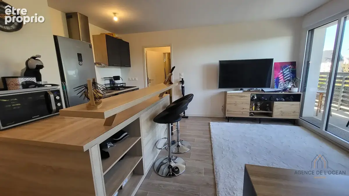 Appartement T2 à vendre à Plouharnel : balcon avec vue dégagée et garage - photo 4