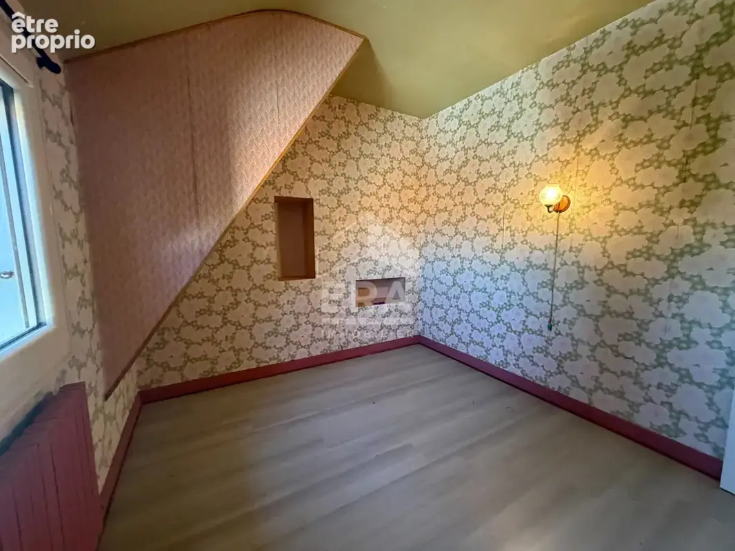 A Magné, belle maison familiale de 133 m² sur terrain clos et arboré - photo 9