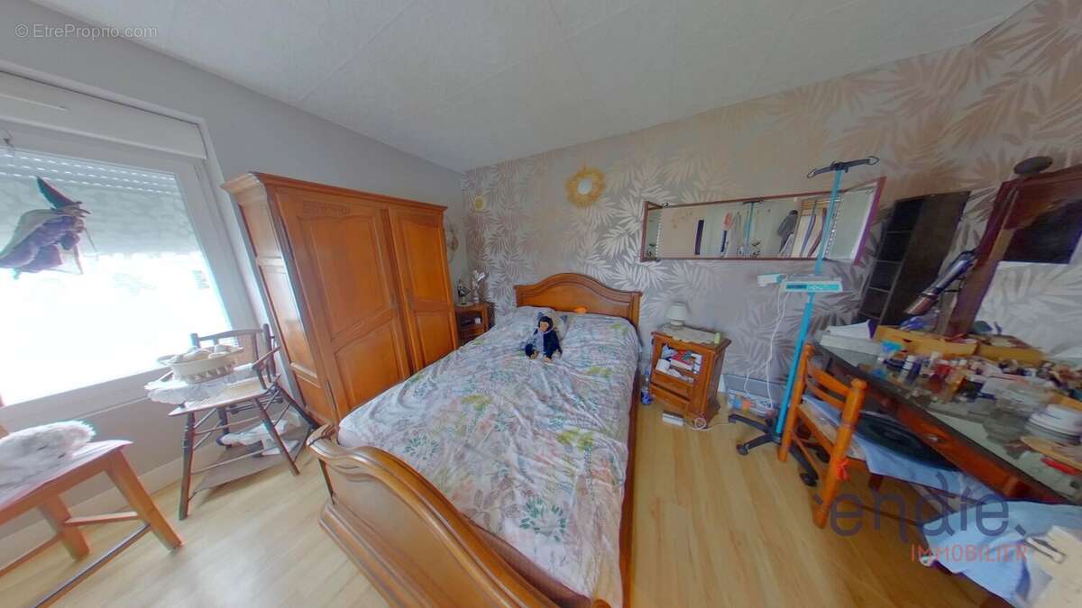 Maison à ARC-LES-GRAY