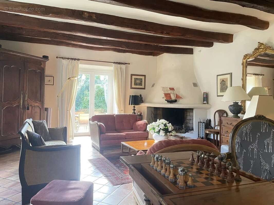 Maison à PLOUER-SUR-RANCE