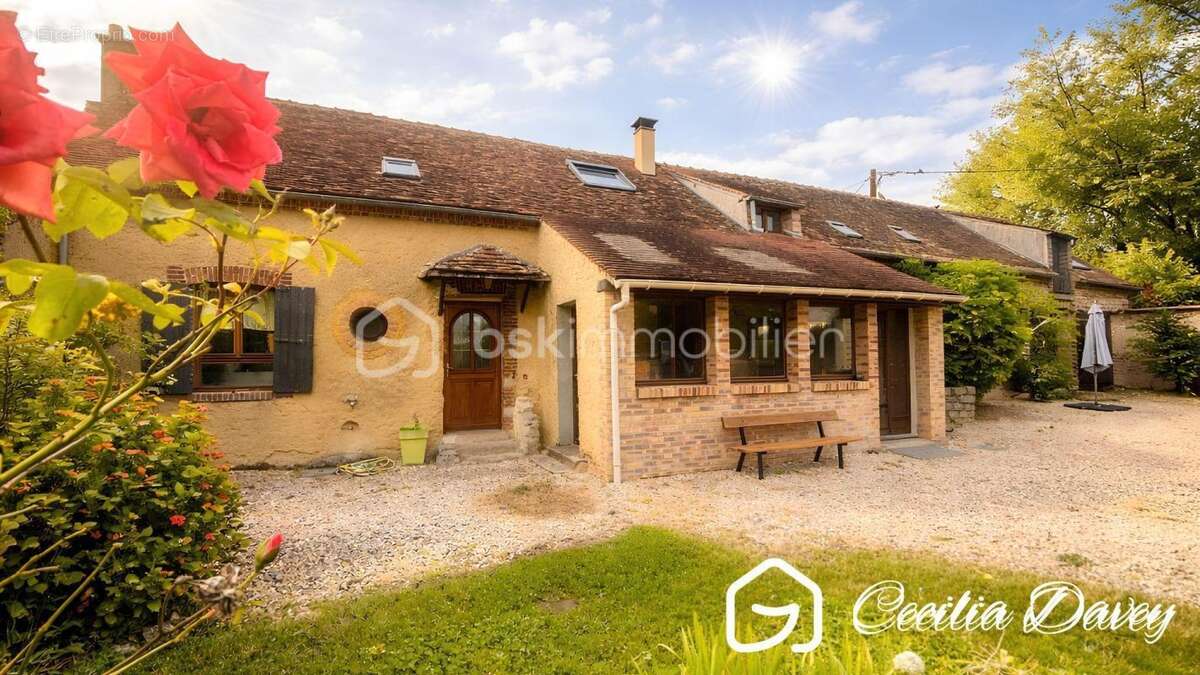 Maison à SAINT-VALERIEN