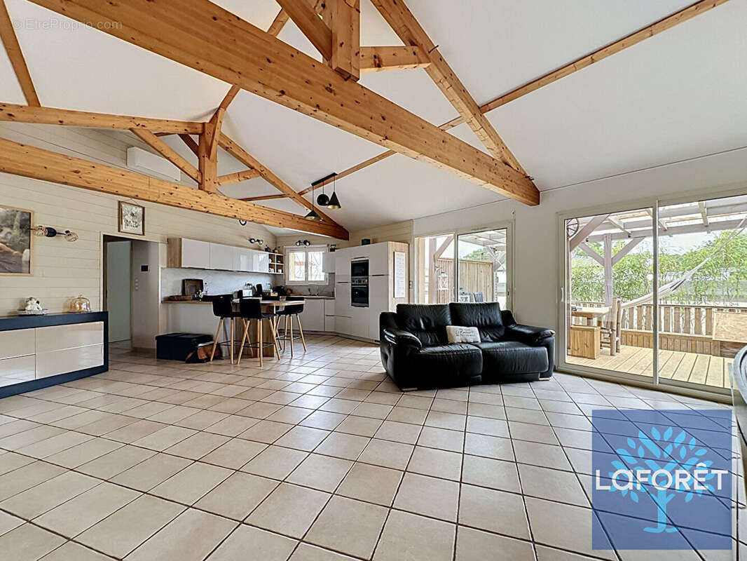 Maison de 133 m² sur 3 000 m² de terrain à  Rion-des-Landes - photo 5