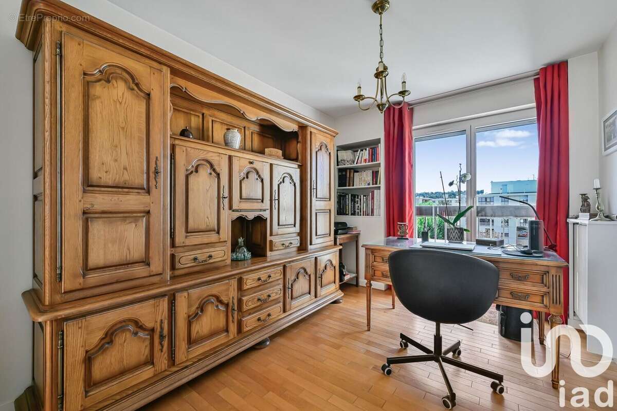 Photo 8 - Appartement à RUEIL-MALMAISON