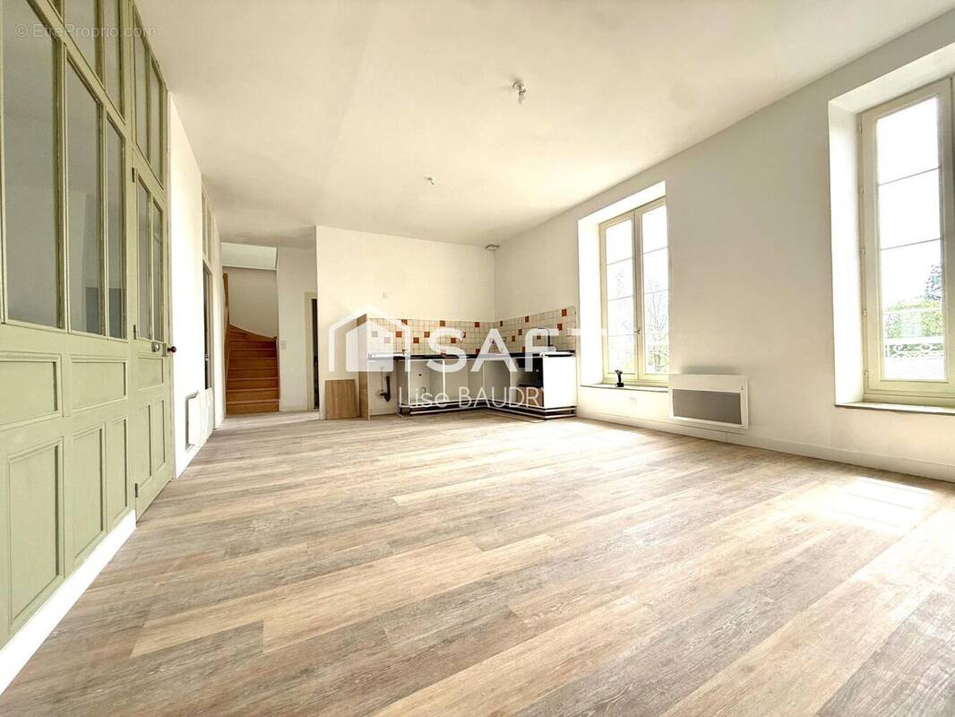 Photo 1 - Appartement à FONTENAY-LE-COMTE