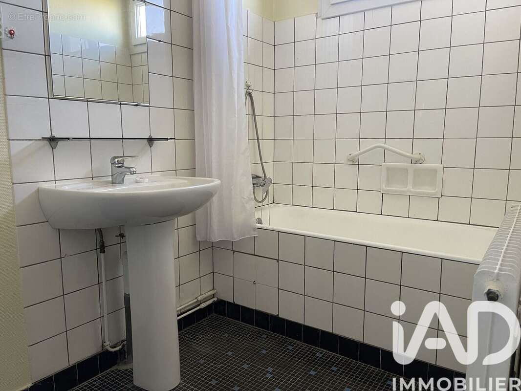 Maison 83 m² à Chateauroux  - photo 9