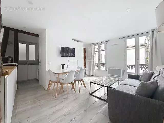 Appartement à PARIS-9E