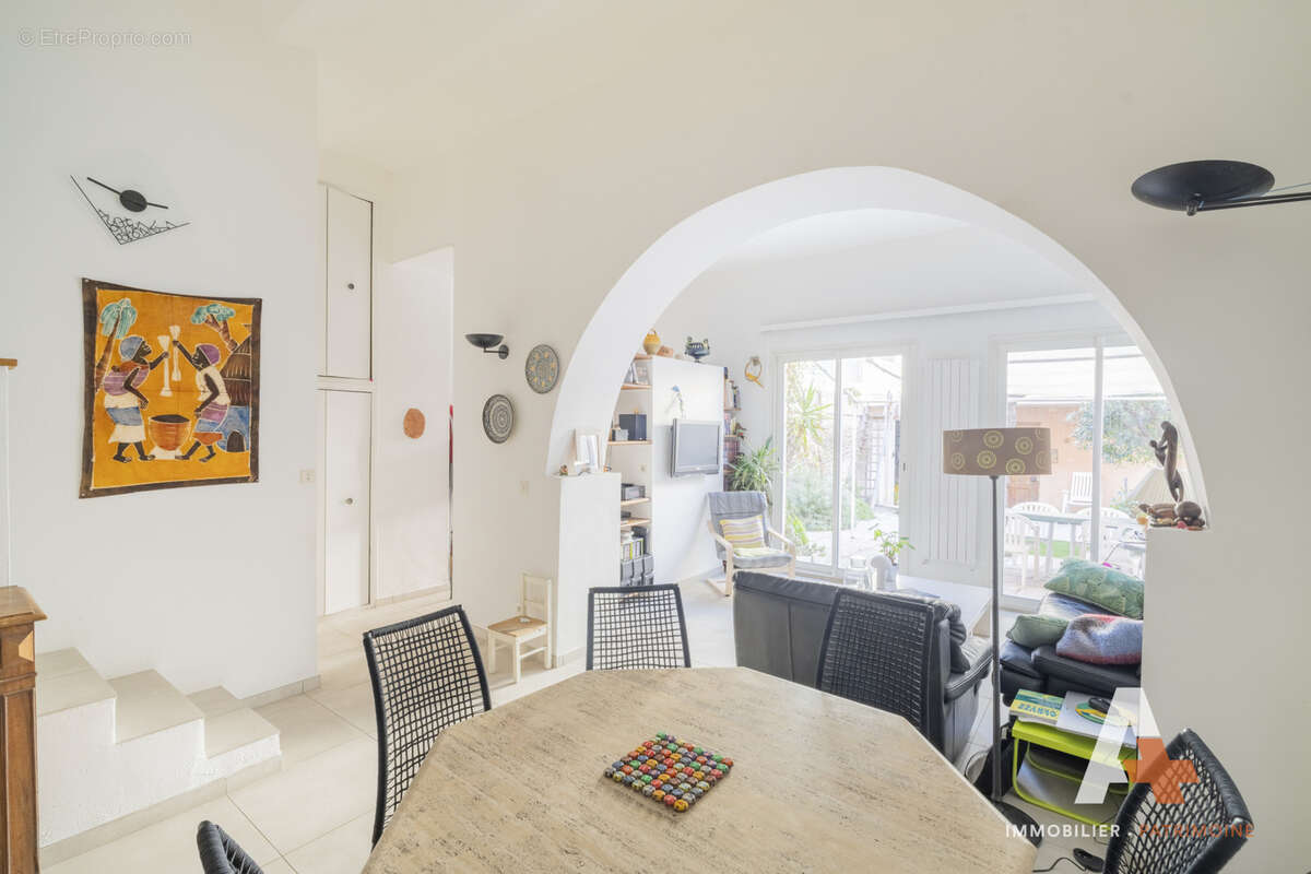 Maison à MARSEILLE-7E