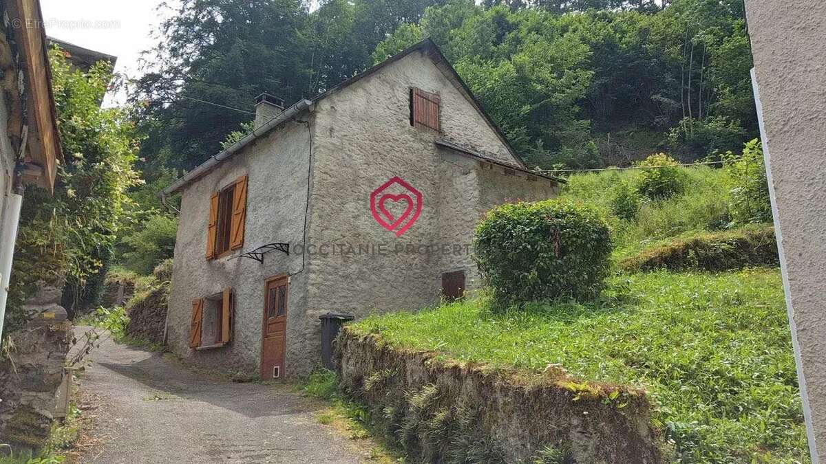 Maison à COUFLENS