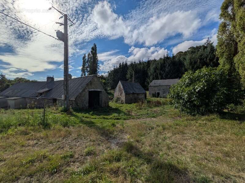 Maison à SEGLIEN