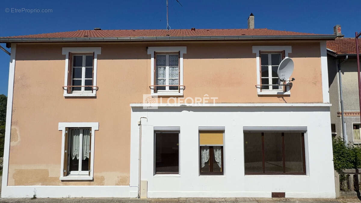 Maison à CERNAY-EN-DORMOIS