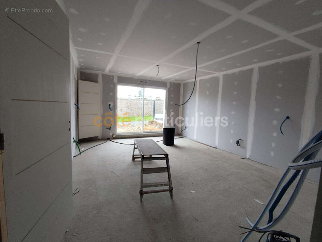 Maison à MARCEY-LES-GREVES