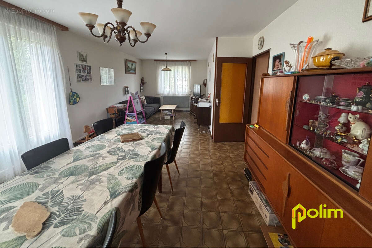 Maison à MONTAUVILLE