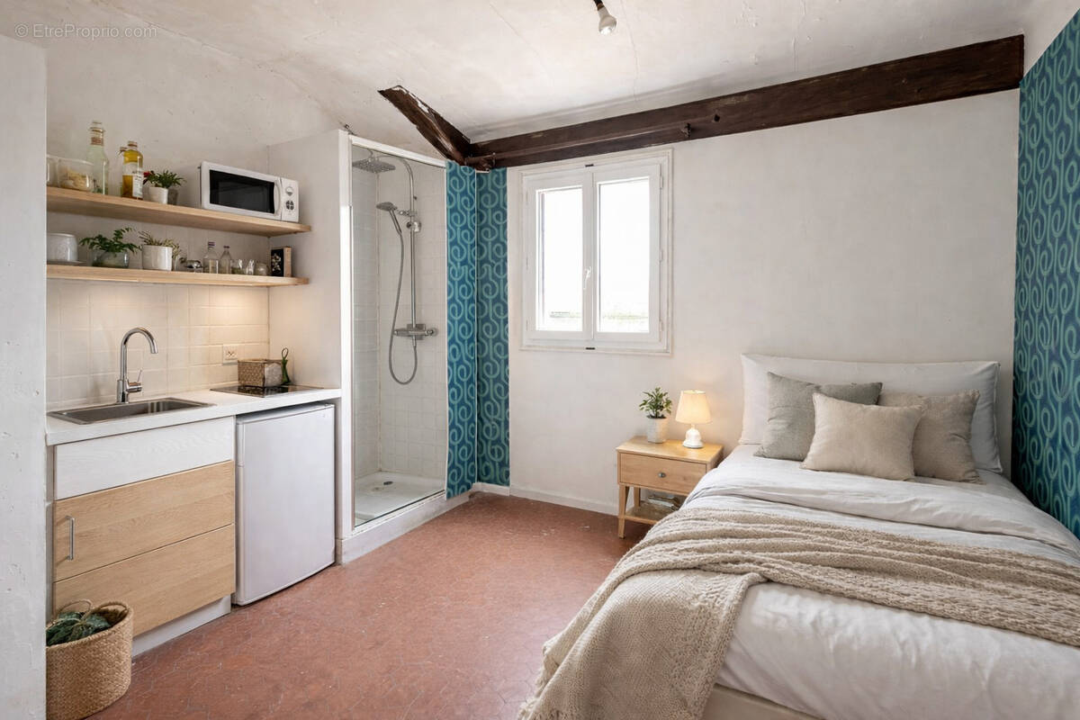 Appartement à MARSEILLE-6E