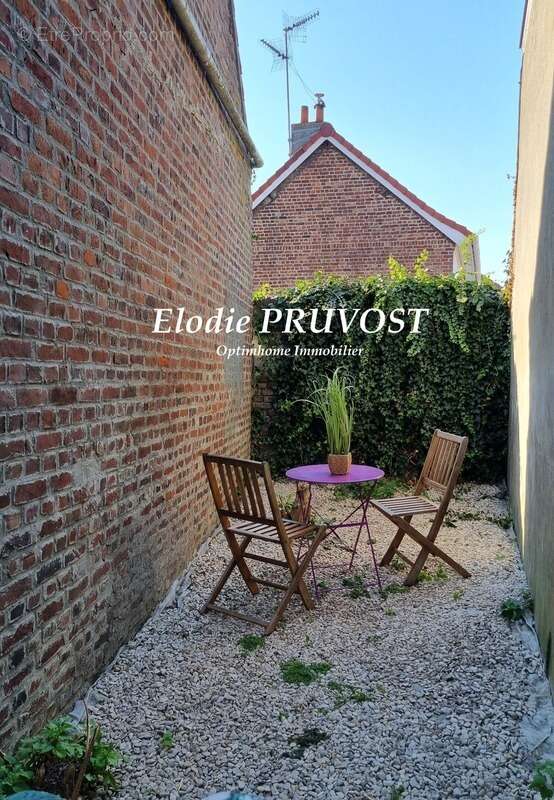 Maison à BRUAY-LA-BUISSIERE