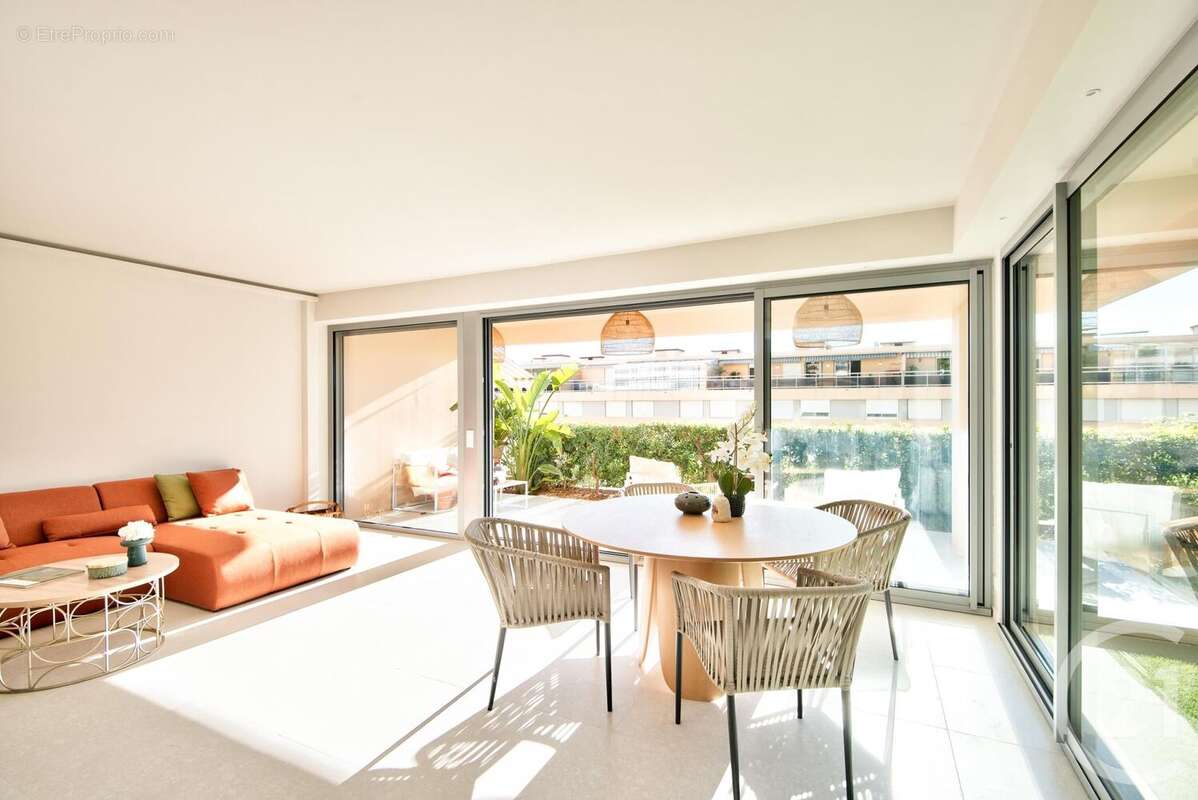 Appartement à VILLEFRANCHE-SUR-MER