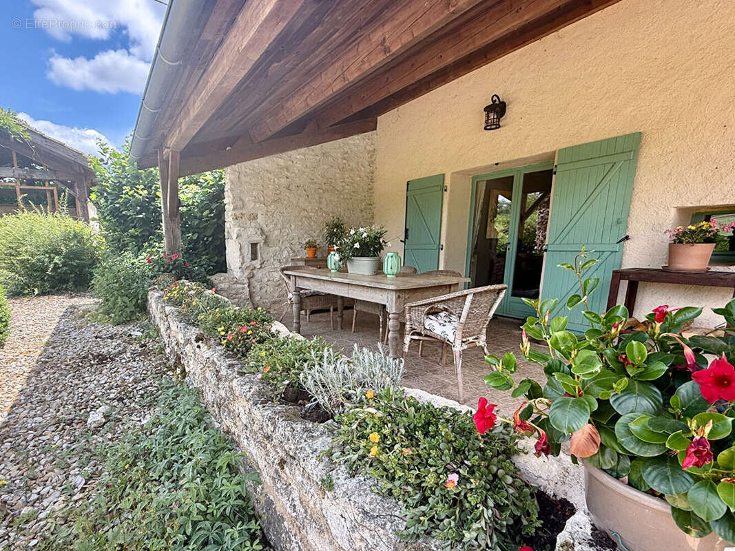 TARN ET GARONNE-PUYLAROQUE -  Maison de campagne  rénovée,3 chambres, avec piscine,et dependance - photo 15