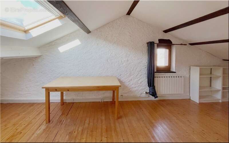 Maison à THOIRY