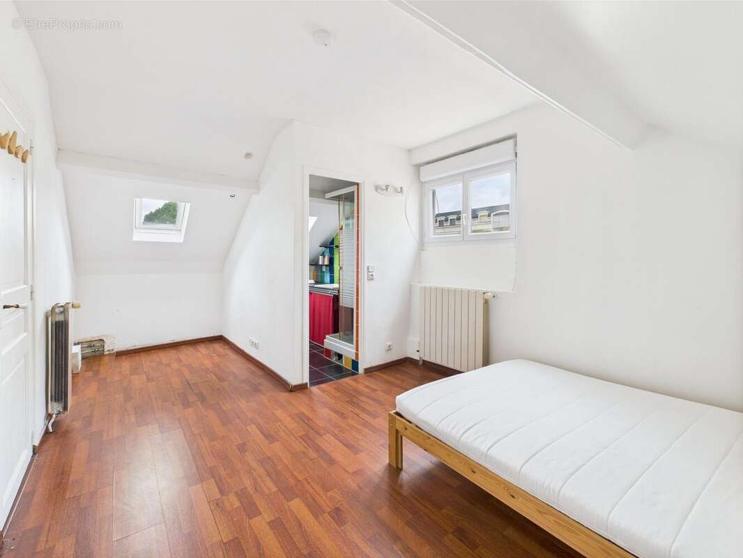 Maison à LE PERREUX-SUR-MARNE