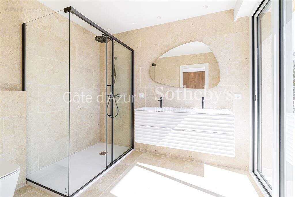 Maison à LA TURBIE