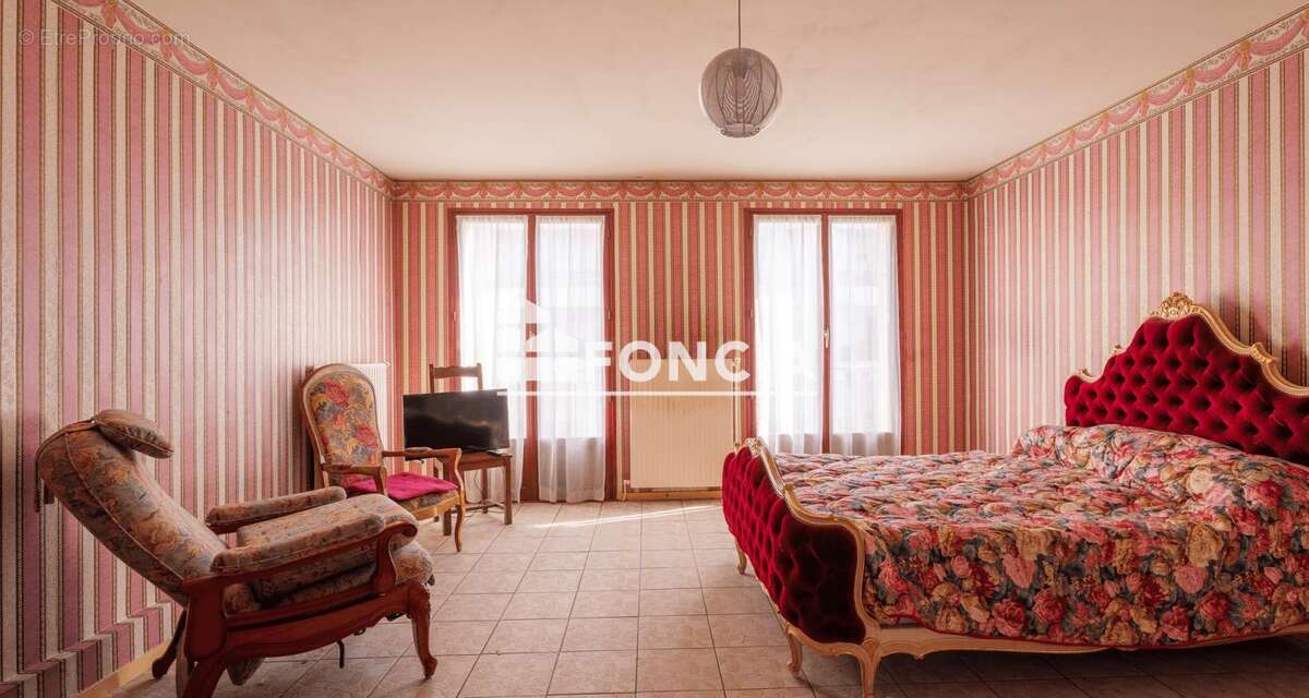 Appartement à LE PLESSIS-TREVISE