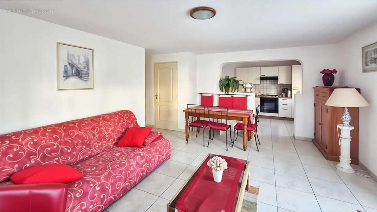 Maison à TALMONT-SAINT-HILAIRE