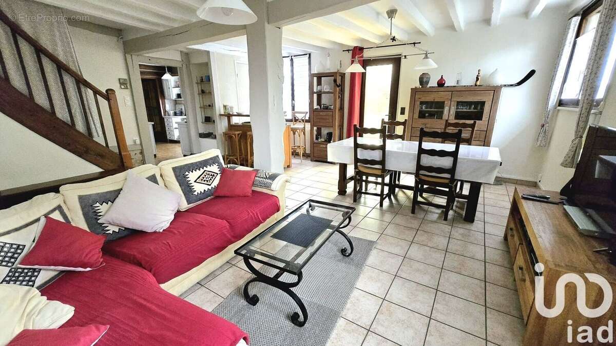 Photo 4 - Maison à SAINT-OUEN-DE-THOUBERVILLE