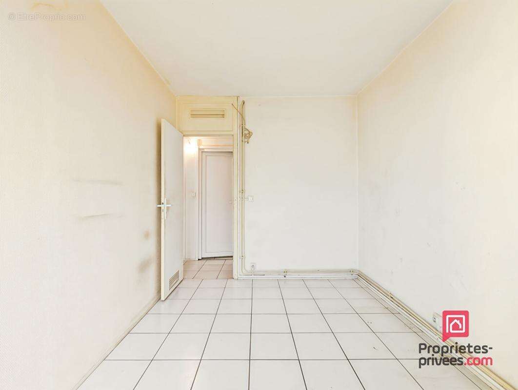 Appartement à LYON-8E