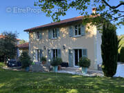 Maison à SAINTE-FOY-LES-LYON