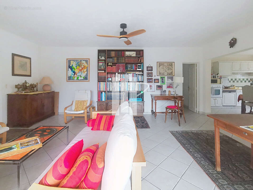 Appartement à SAINT-RAPHAEL