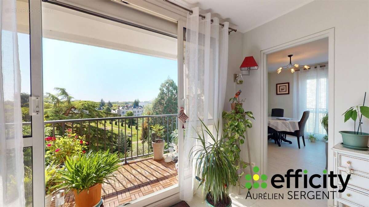 Appartement à OLIVET